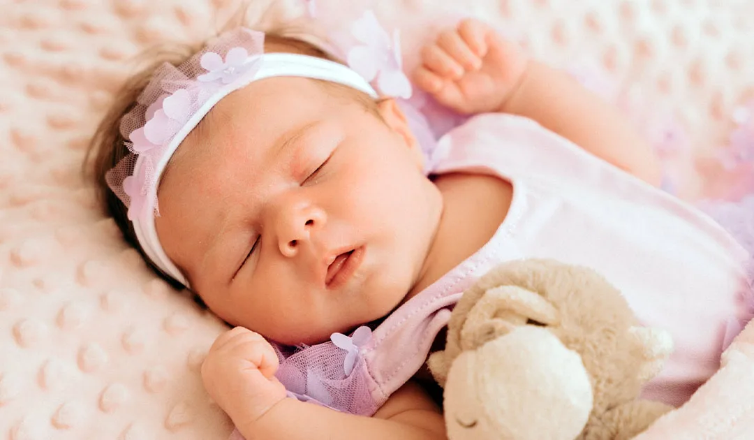 Sweet Home Newborn Photography Session – Baby Isla