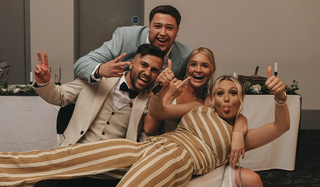 Photo Roulette: A Fun, Chaotic Wedding Photo Game for Receptions