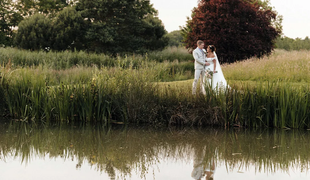 Hall Farm Hotel Grimsby Wedding – Ryan & Lisa’s Sunny Day