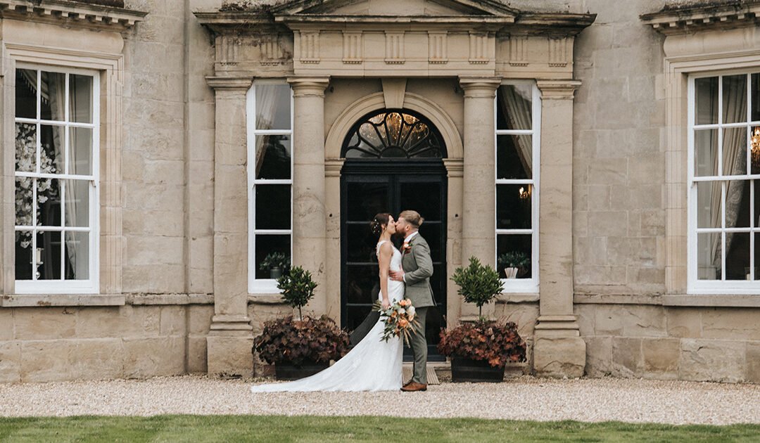 Classy Bourton Hall Wedding in Warwickshire | Olly & Jordan