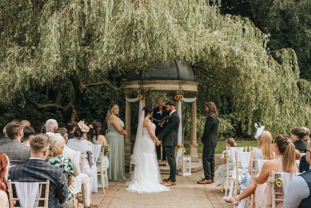 A grey rectangle with white text in the centre that reads "Landscape Placeholder 3:2," indicating the image is a placeholder for landscape-oriented content. © Aimee Lince Photography, Wedding photographer in Lincolnshire