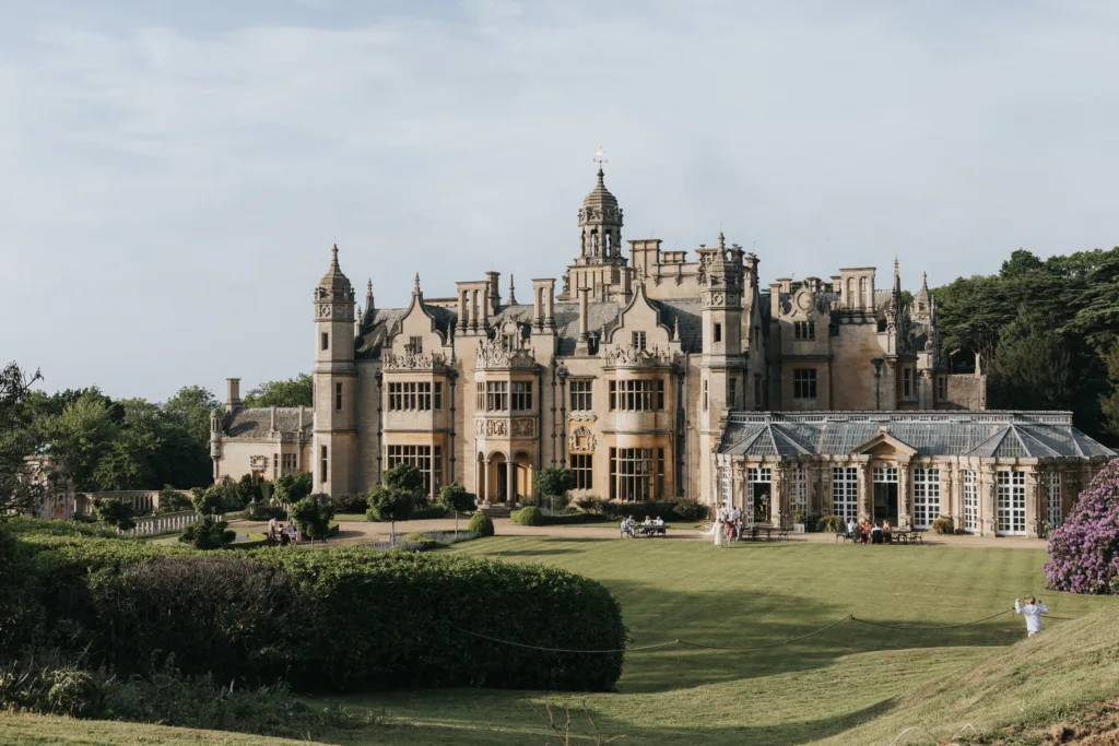 harlaxton-manor-wedding-photographer-charlotte-niall-grantham-lincolnshire-333-©-aimee-lince-photography A grey rectangle with white text in the centre that reads "Landscape Placeholder 3:2," indicating the image is a placeholder for landscape-oriented content. © Aimee Lince Photography, Wedding photographer in Lincolnshire